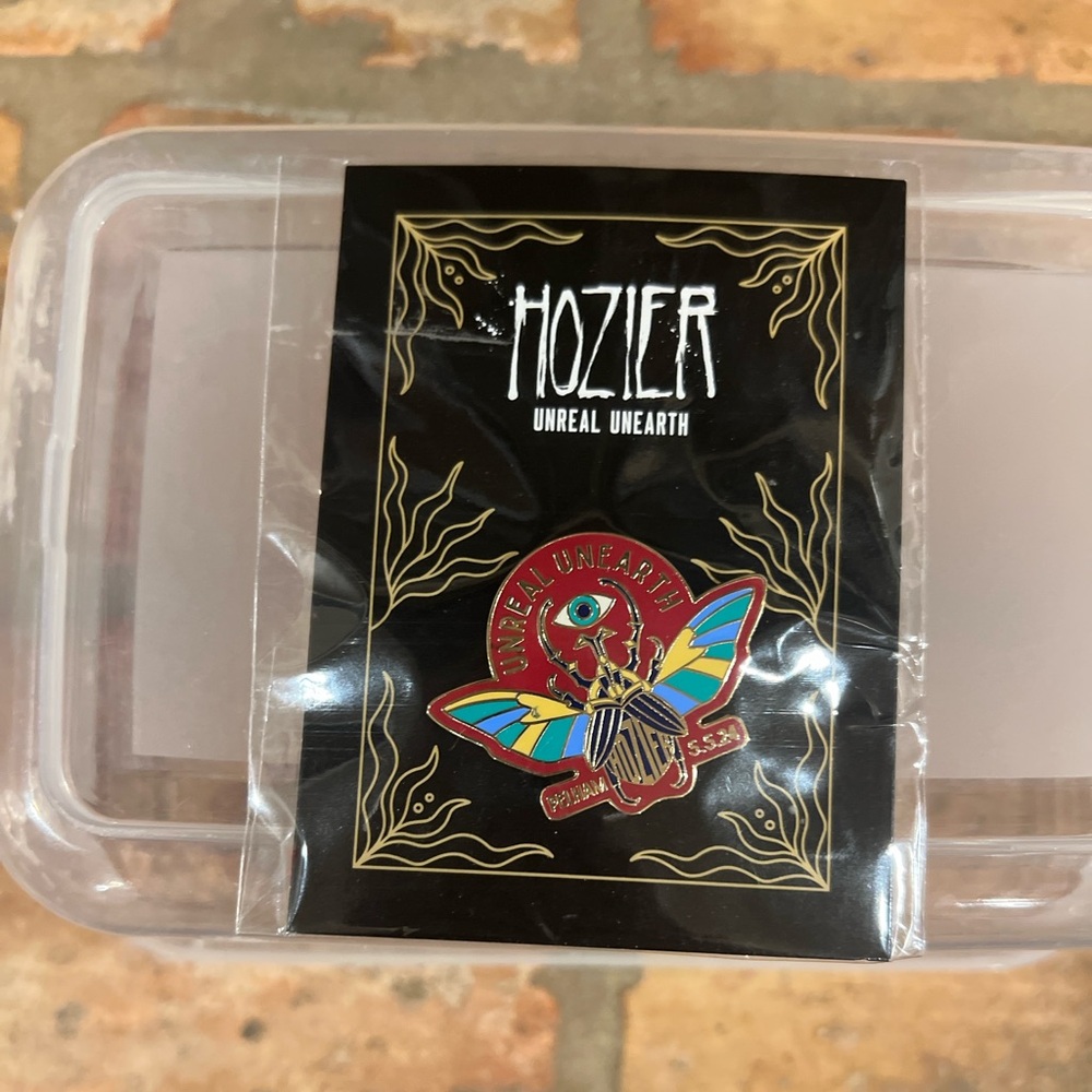 Hoizer Unreal Unearth Enamel Pin